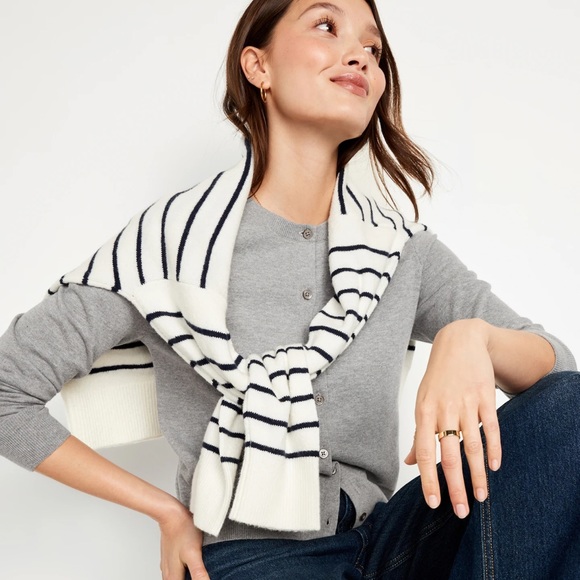 NWT OLD NAVY SoSoft Lite Cropped Cardigan SWEATEMedium Heather Gray X LARGE - Picture 3 of 5